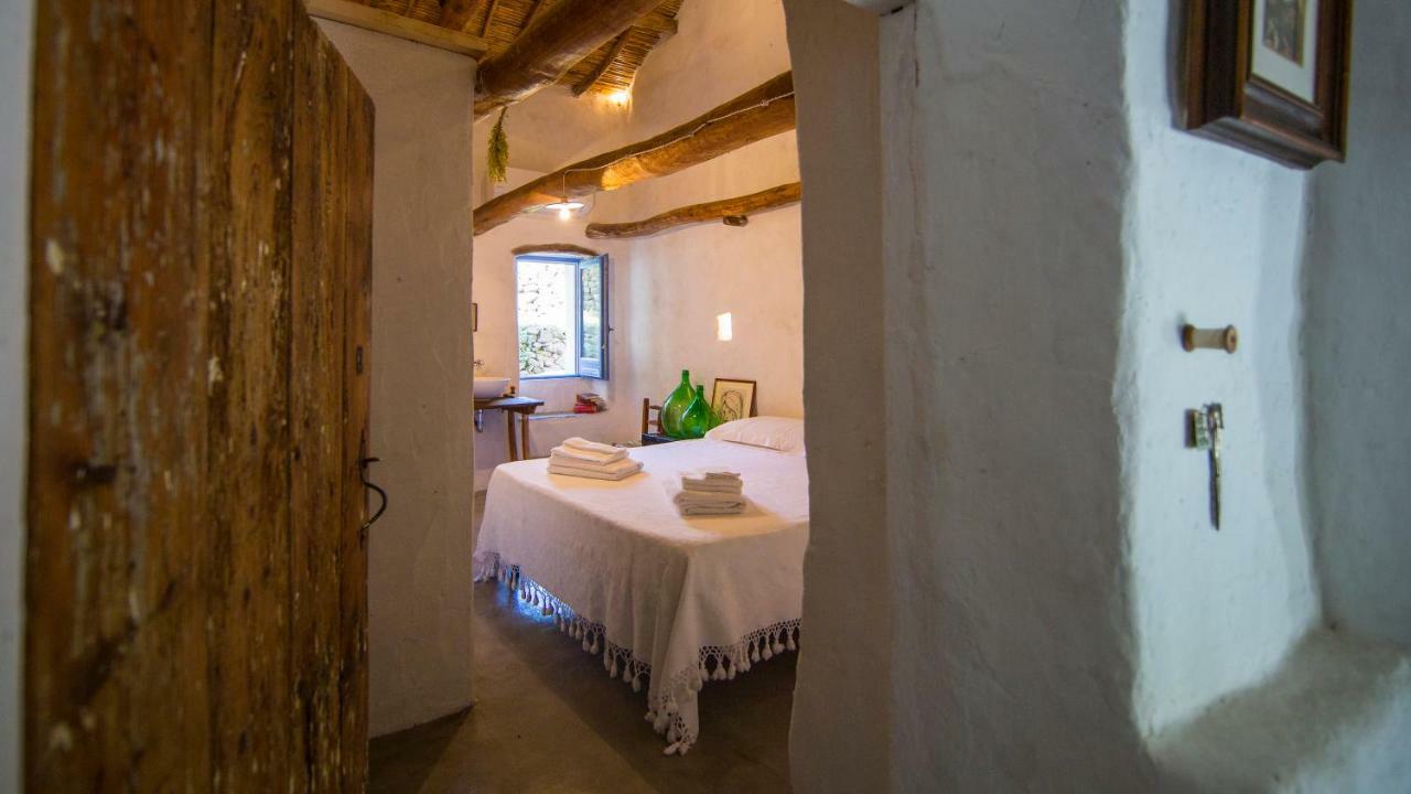 Mario Cesare - Exclusive B&B Gergei Zewnętrze zdjęcie